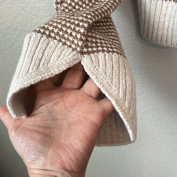 One Grey Day Brizo Houndstooth Cardigan Sweater In Beige - Picture 8 of 15